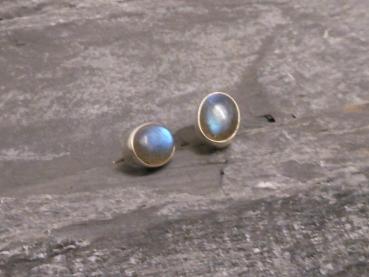 Earstudd Silver Labradorite