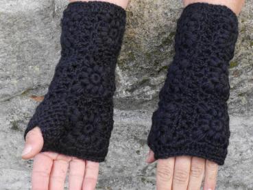 Woolen wristwarmers
