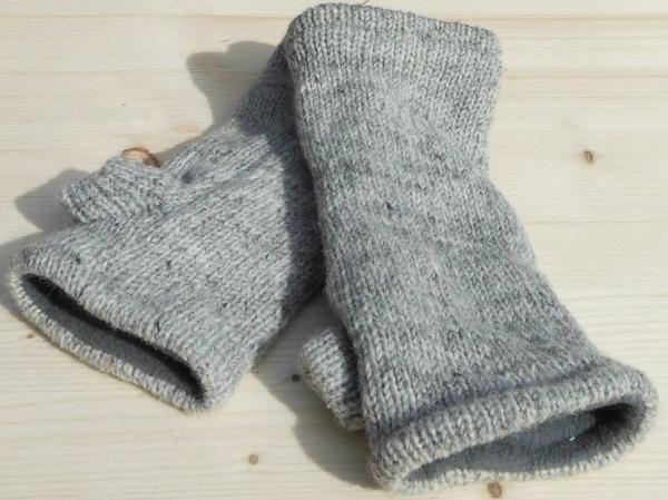 Woolen wristwarmers