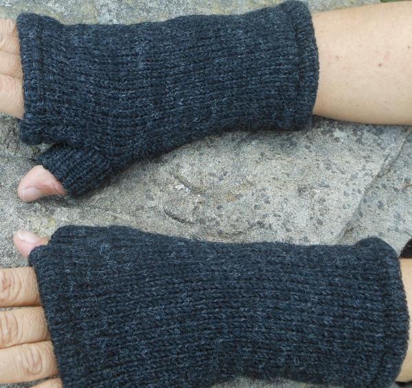 Woolen wristwarmers