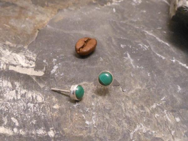 Earstudd Silver Malakite