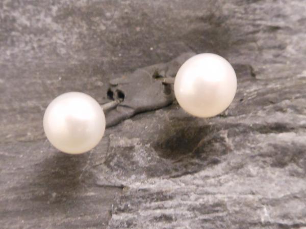 Earstudd Silver