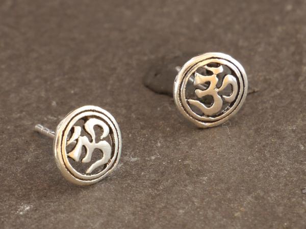 Earstudd Silver