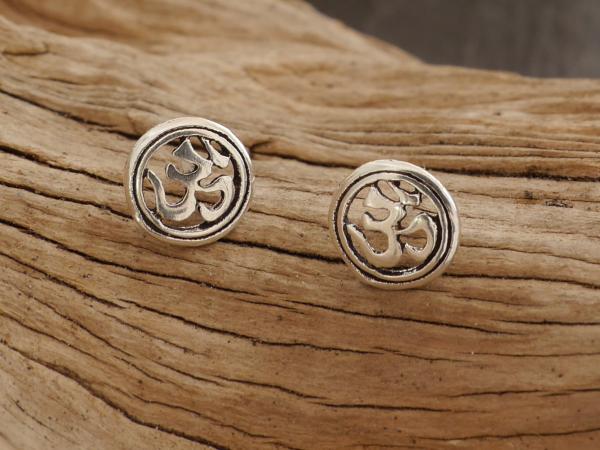 Earstudd Silver