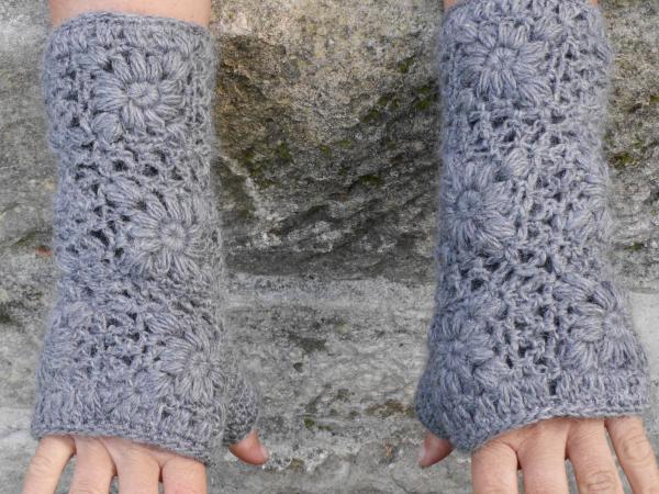 Woolen wristwarmers