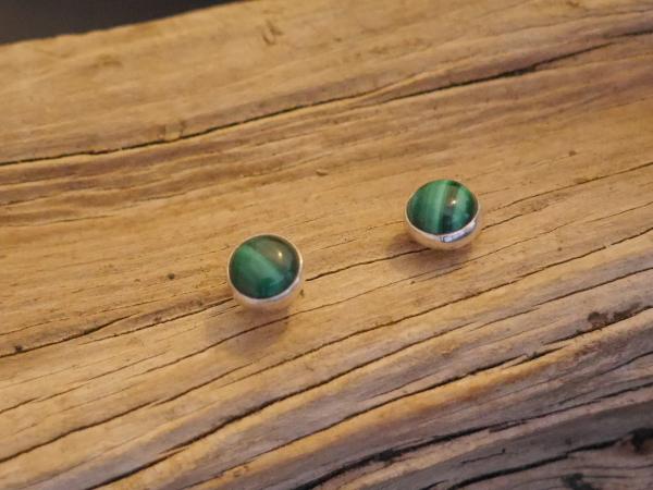 Earstudd Silver Malakite