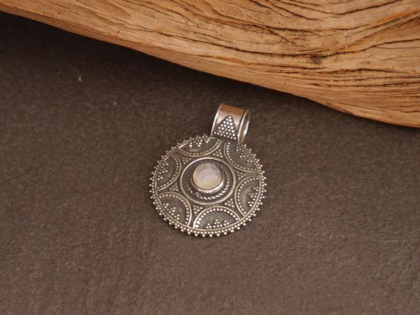 Pendant